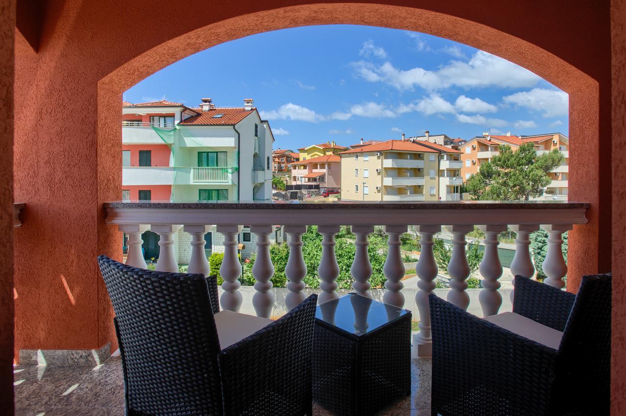Hotel Livadic & Restaurant Ližnjan 외부 사진