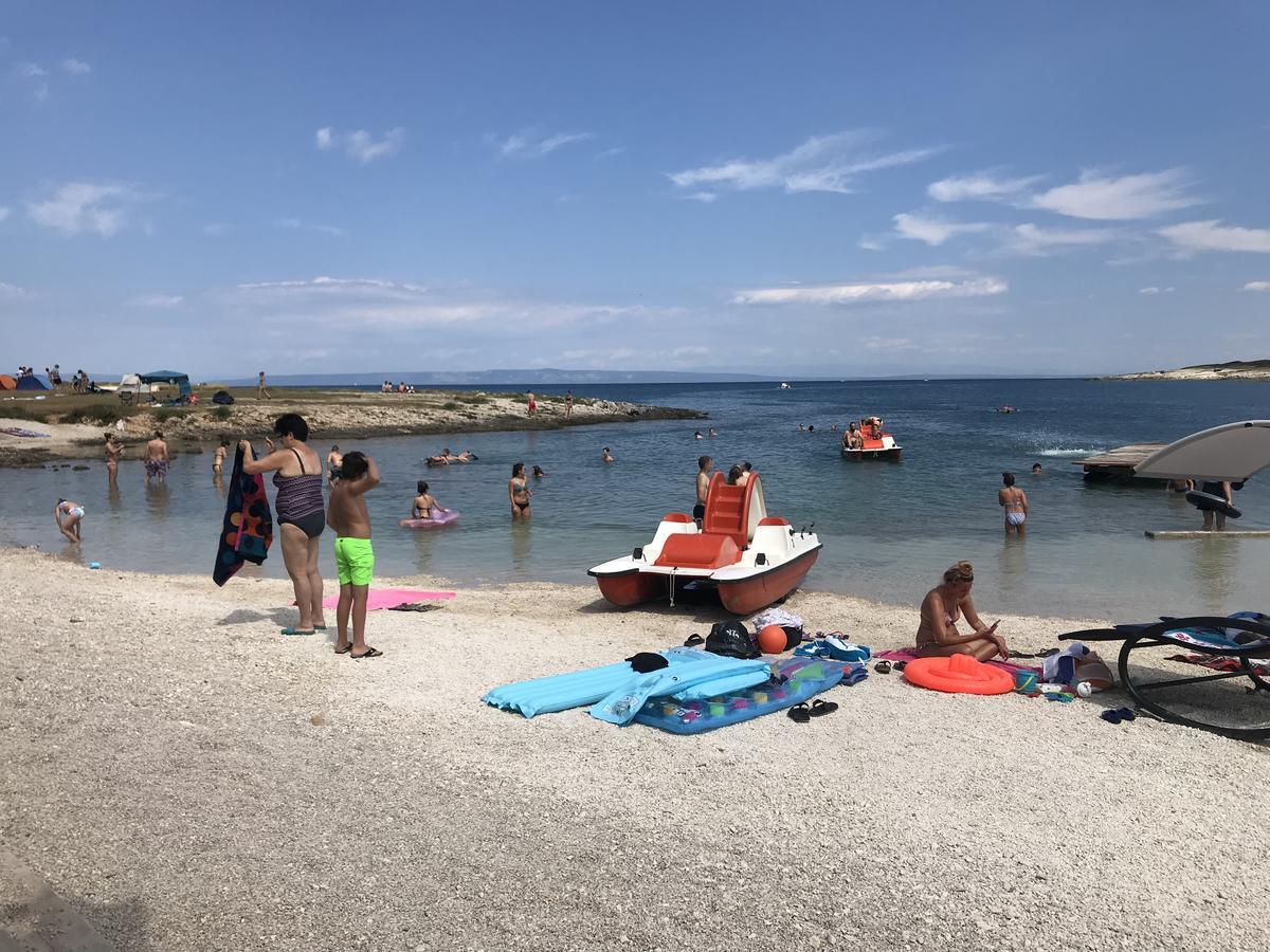 Hotel Livadic & Restaurant Ližnjan 외부 사진