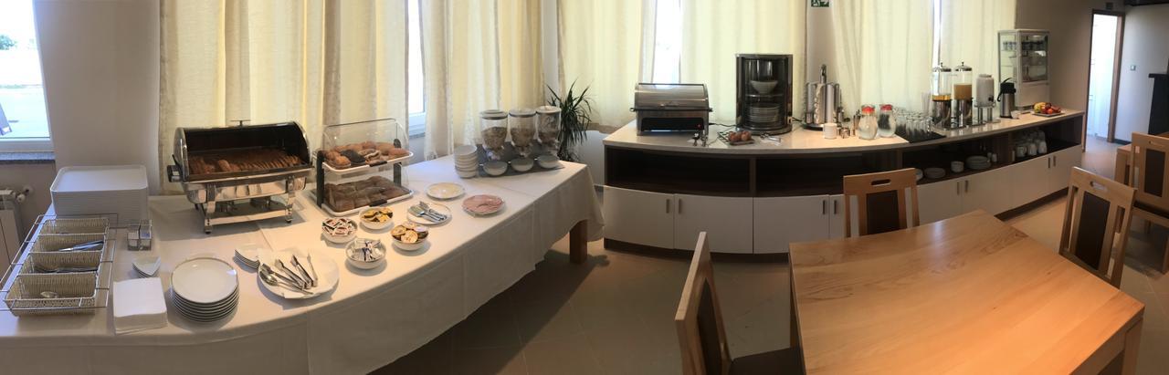 Hotel Livadic & Restaurant Ližnjan 외부 사진