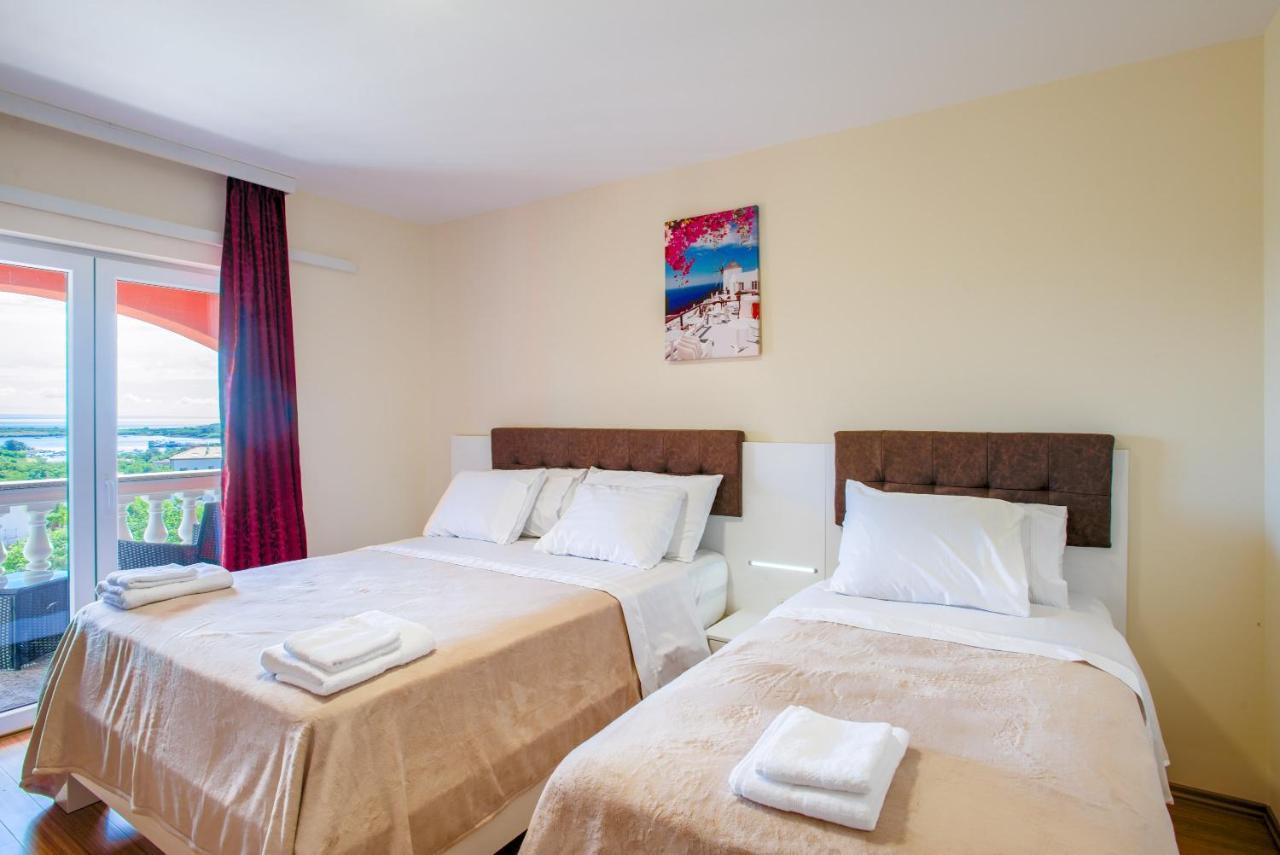 Hotel Livadic & Restaurant Ližnjan 외부 사진